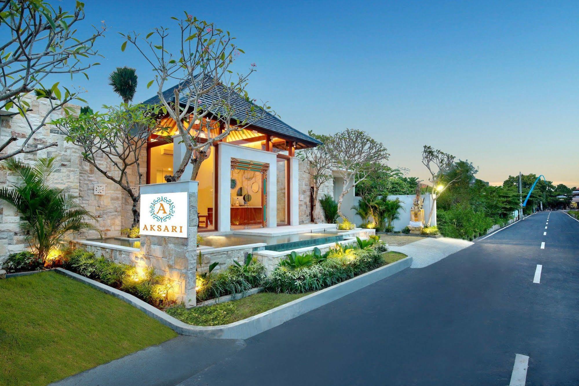 Aksari Villa Seminyak Exteriör bild