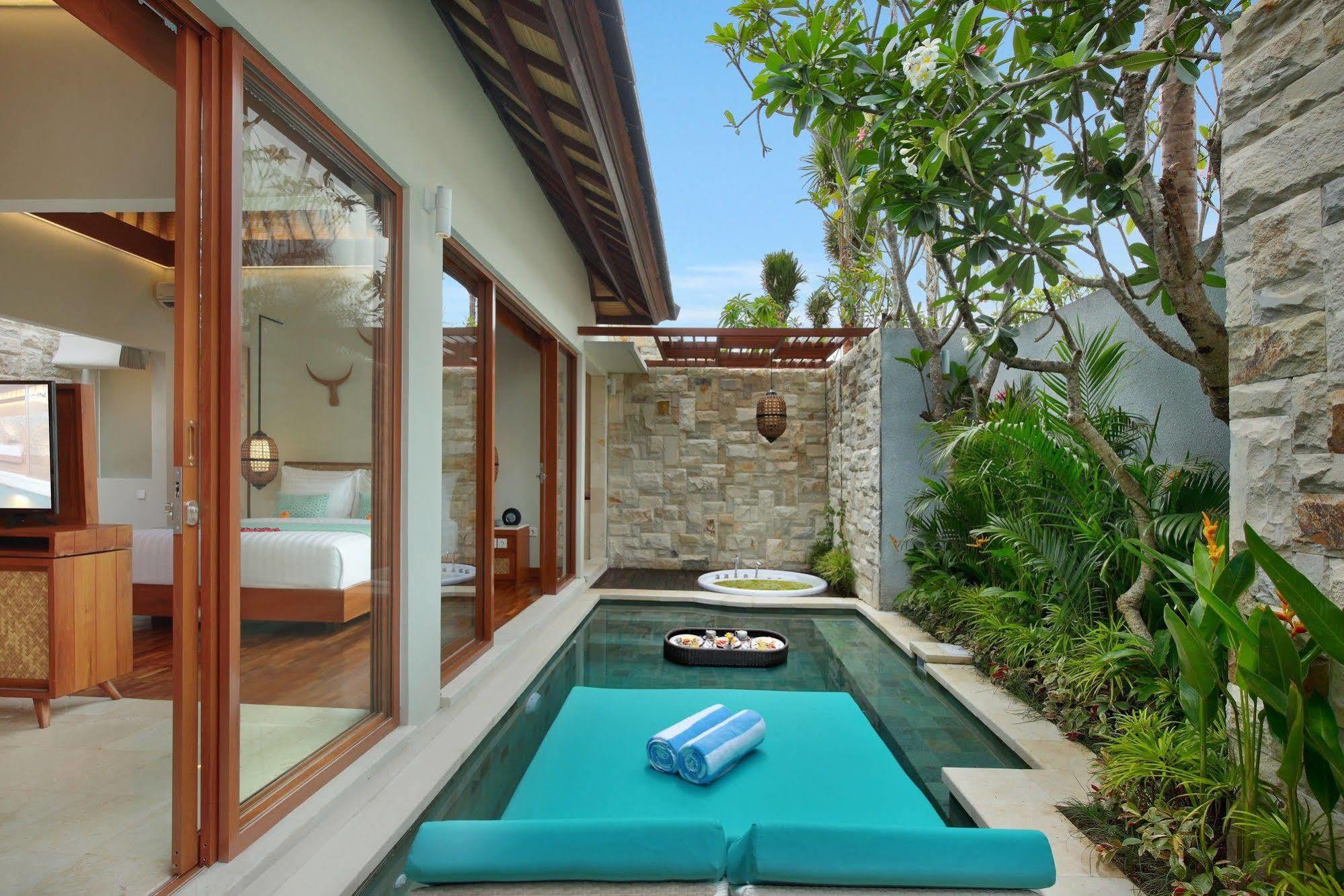 Aksari Villa Seminyak Exteriör bild