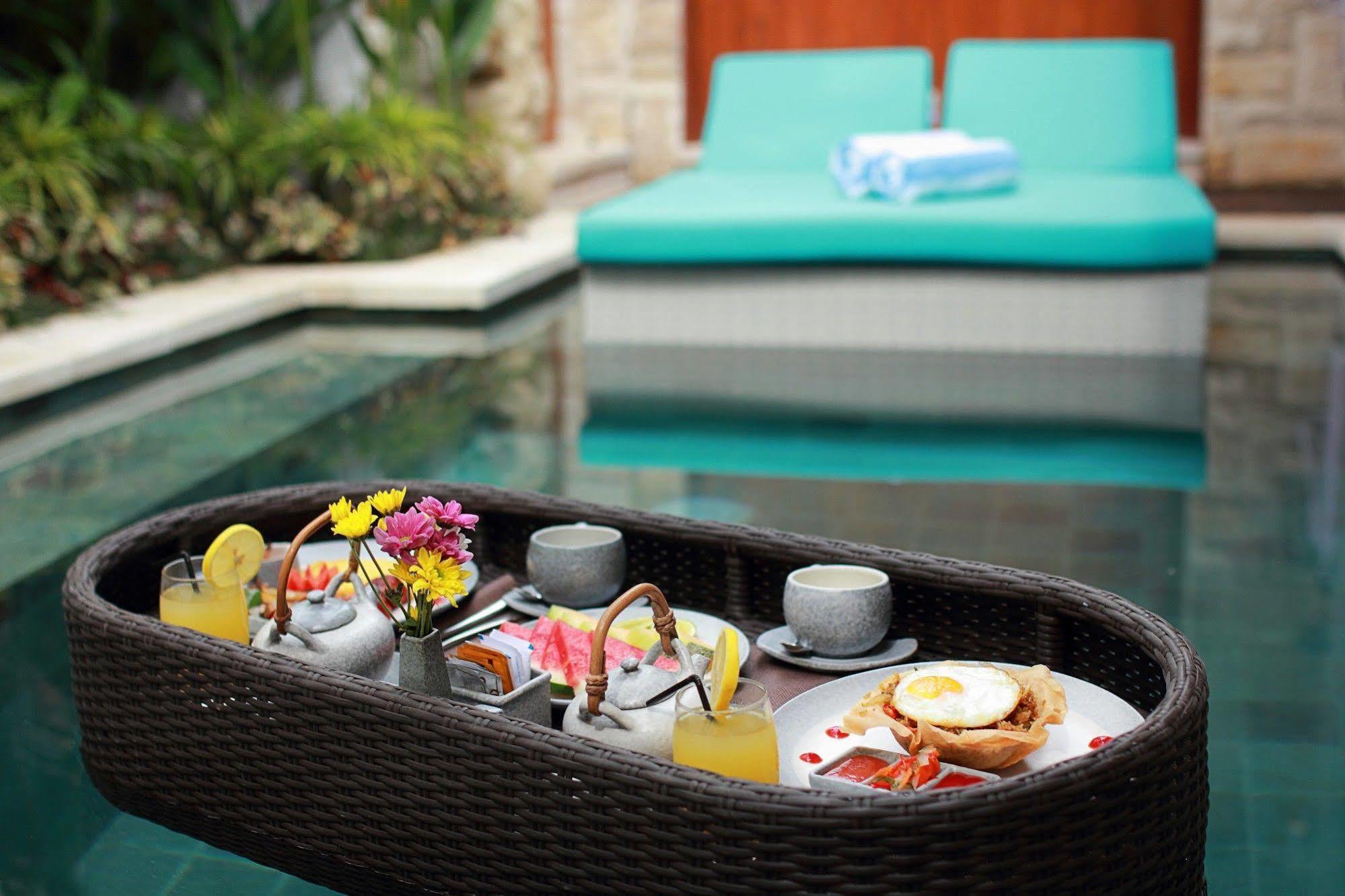 Aksari Villa Seminyak Exteriör bild